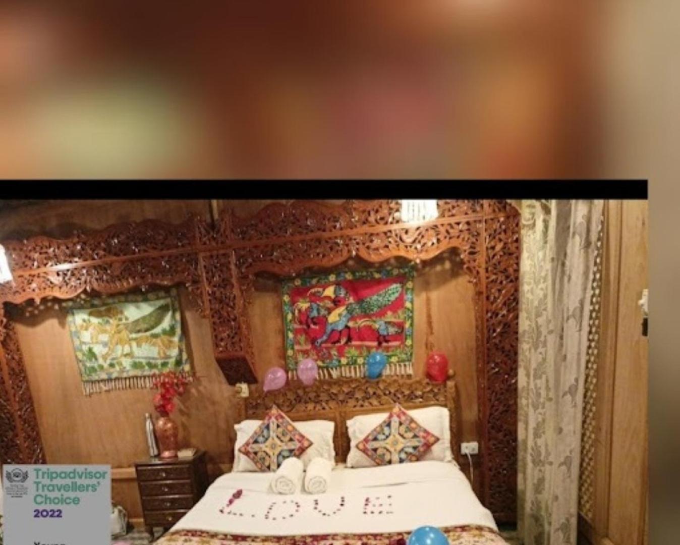 Young Bombay Premium Heritage Houseboat Srīnagar 外观 照片